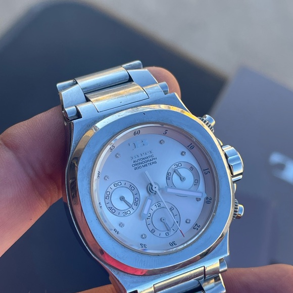 TB Buti Automatic chronograph Luxury Watch - Picture 3 of 10